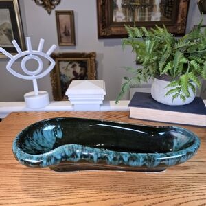 Vintage Blue Mountain Pottery Drip Glaze Kidney Dish Mid Century Modern 13.5"
